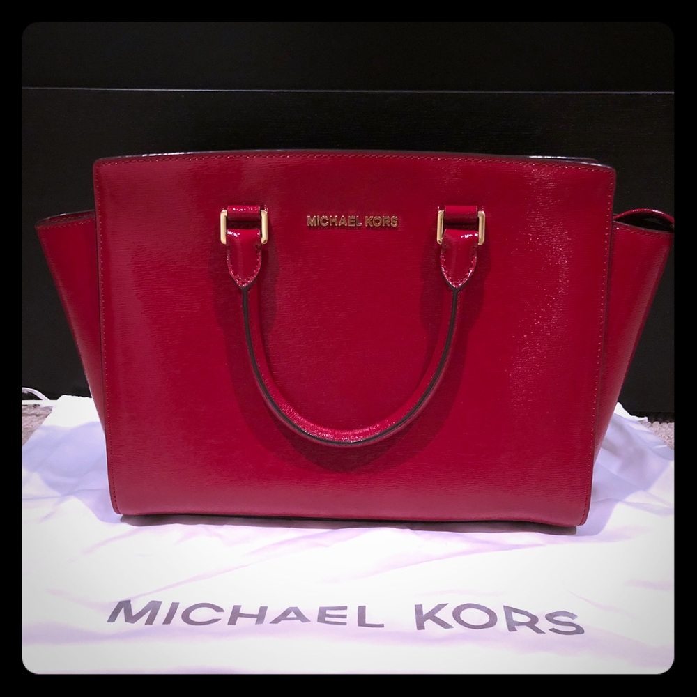 Michael Kors Selma patent leather tote